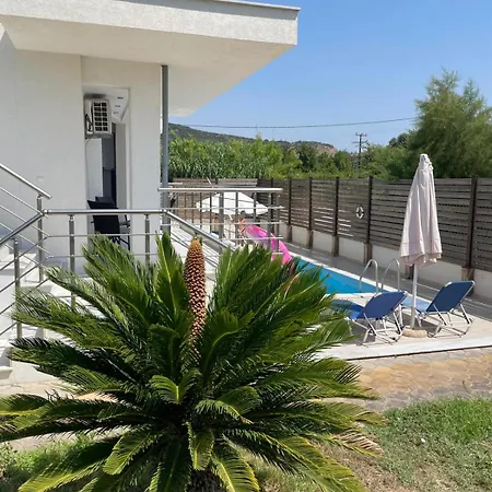 Seaview Peramos 2 Néa Péramos